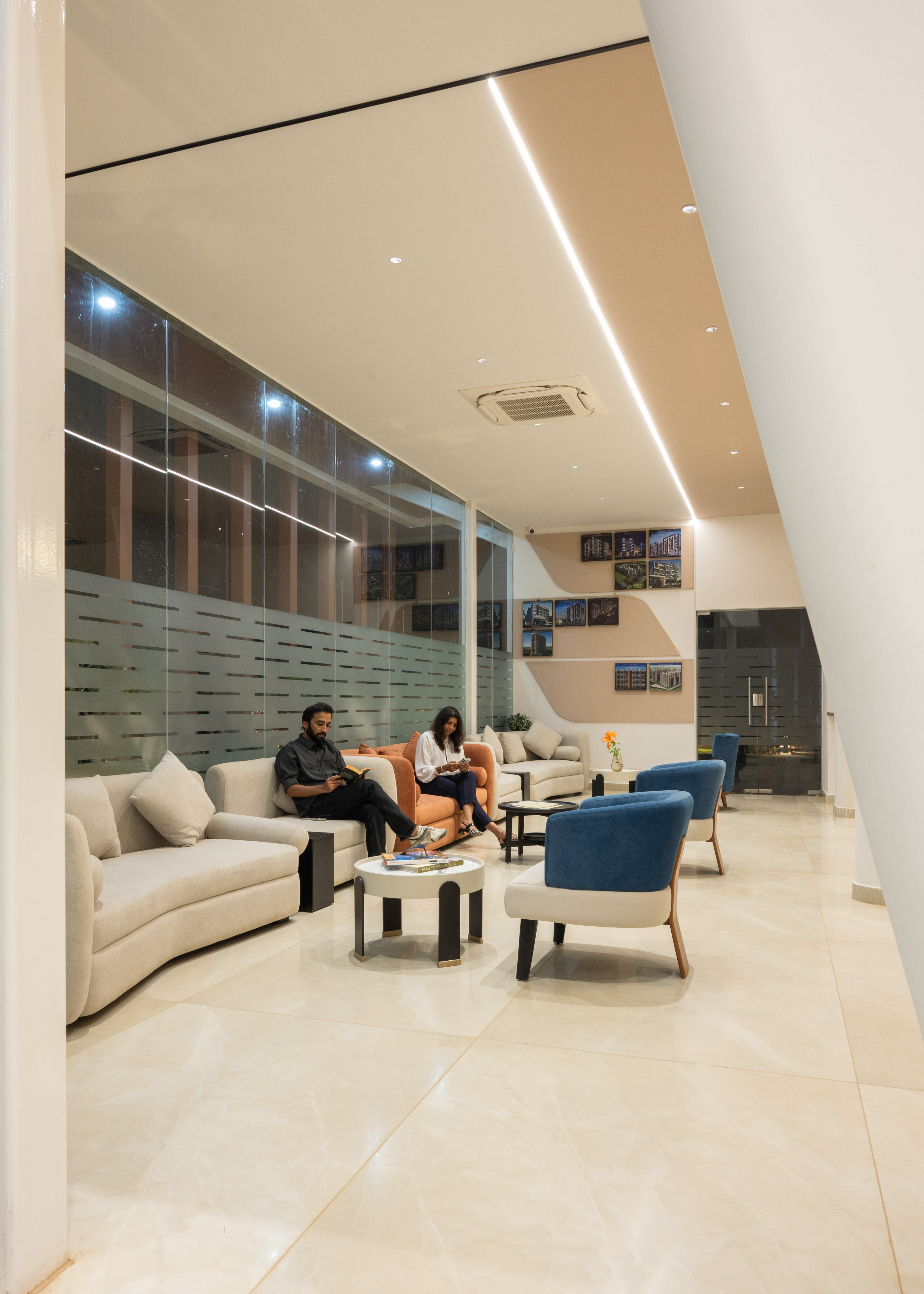 Client lounge — an unhurried gathering space